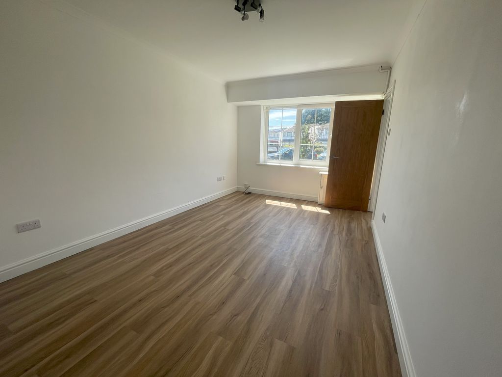 Property photo 2 of 8 Living Room South Cornelly Cf33