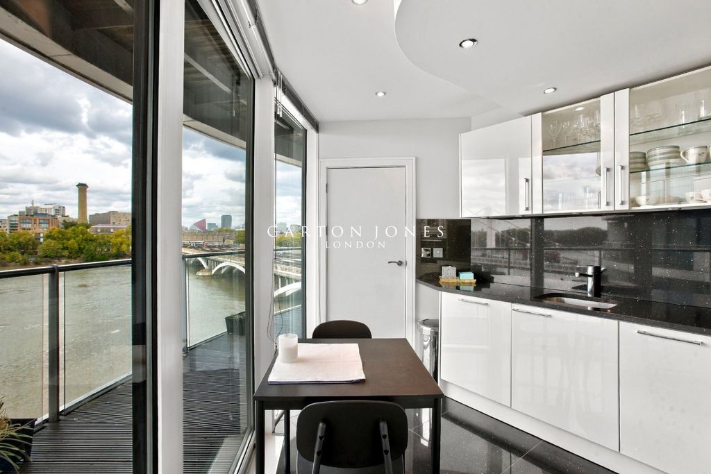 Property photo 3 of 33 Picture No. 29
