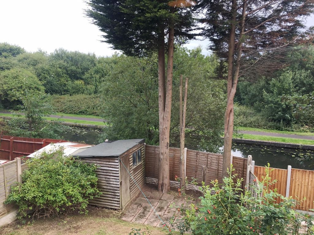 Property photo 2 of 11 View