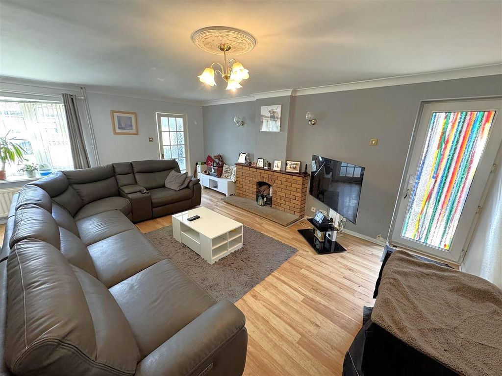 Property photo 3 of 25 Znu4Ckapbkc8Afd_-Uyxgg.Jpg