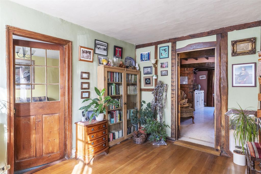 Property photo 2 of 33 Reception Room