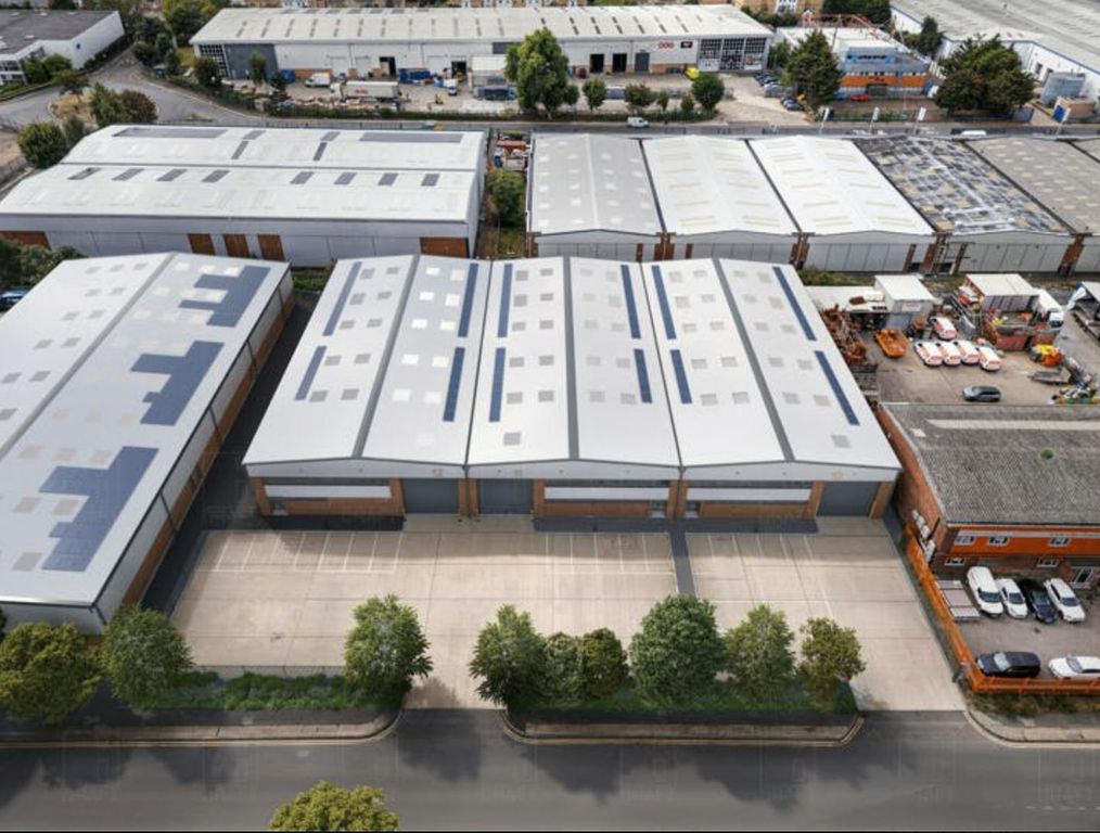 Property photo 2 of 11 Unit 11, Beckton Trade Park