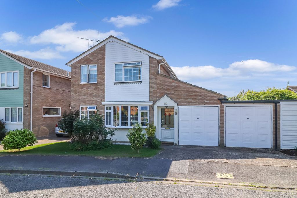 Property photo 1 of 17