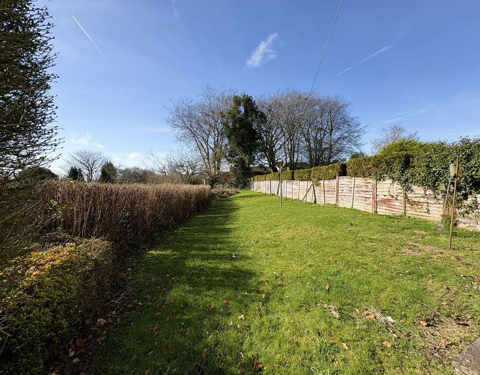 Property photo 2 of 20