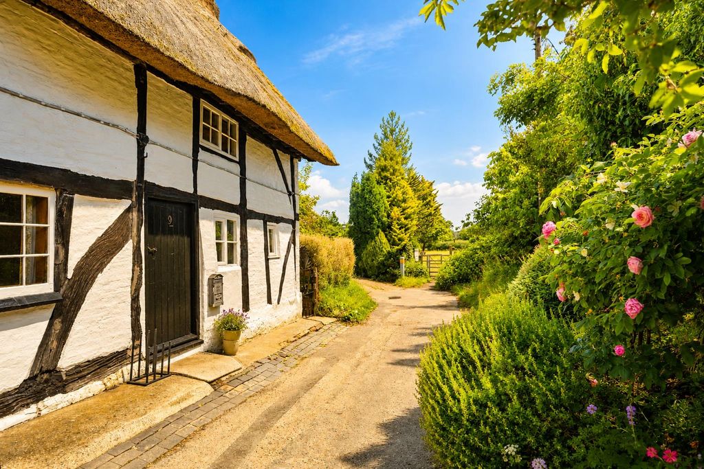 Property photo 1 of 43 c1.Png