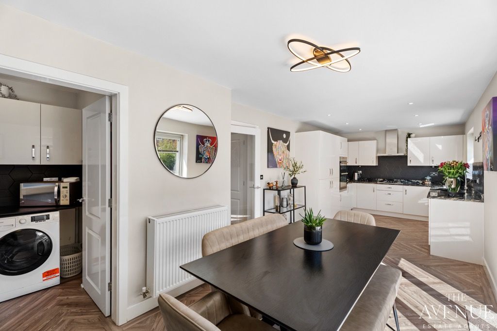 Property photo 2 of 48 5021355