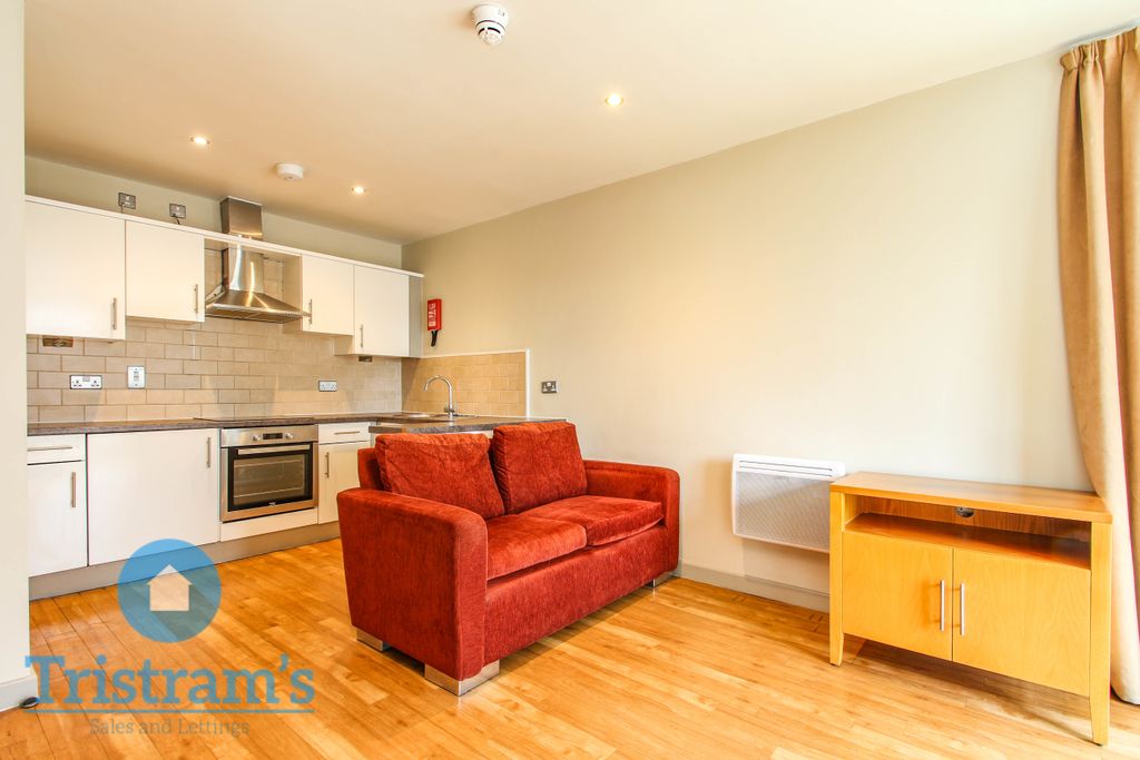Property photo 2 of 9