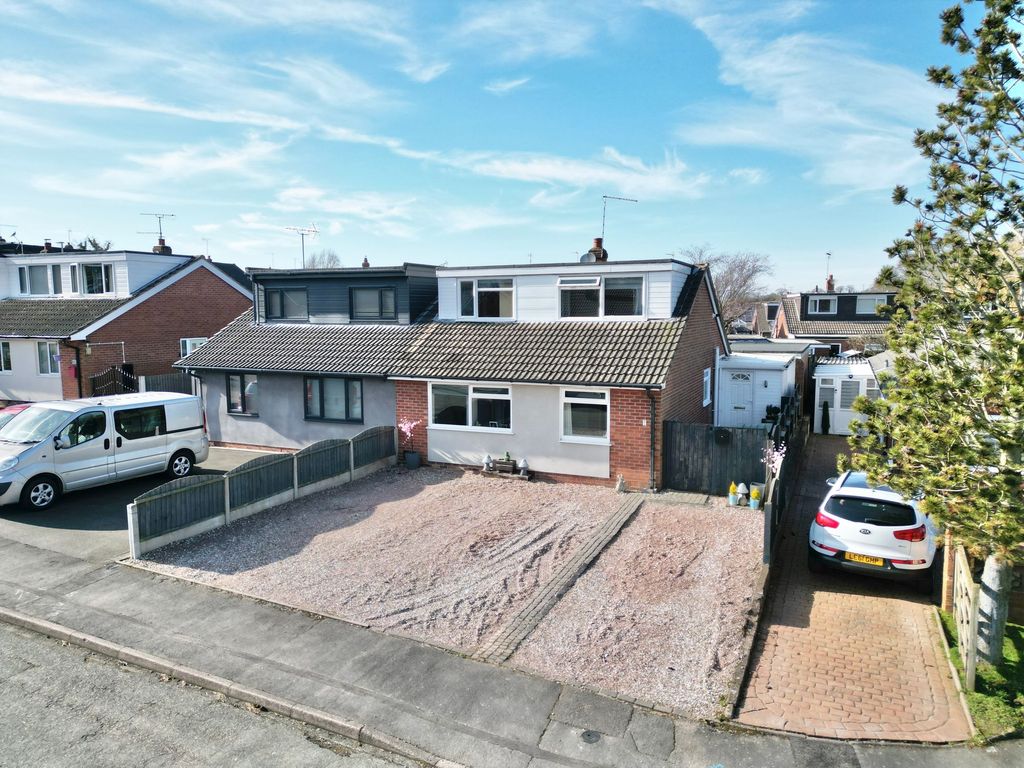 Property photo 1 of 30