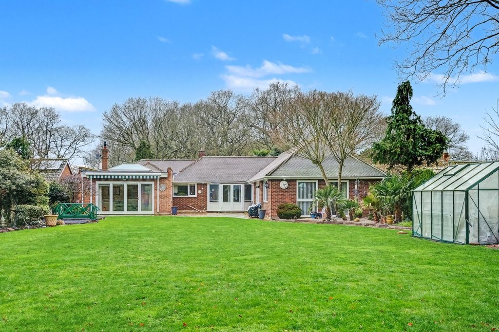 Property photo 2 of 18