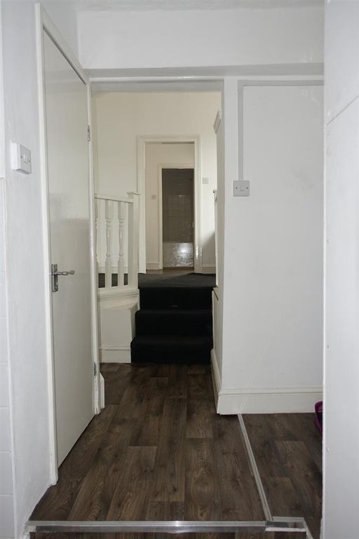 Property photo 3 of 8 Dsc06974.Jpg