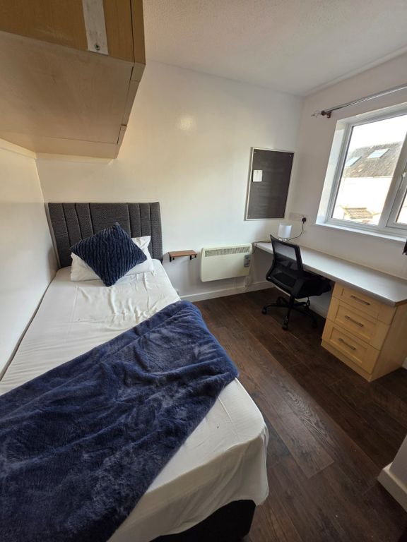 Additional image 18 of 6 bed terraced house to rentKing Georges Road, Bath BA2