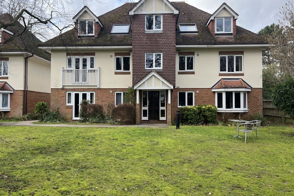 Property photo 1 of 5