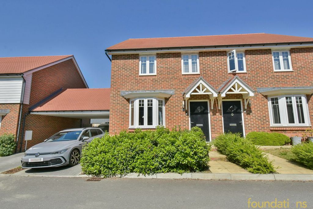 Property photo 2 of 18