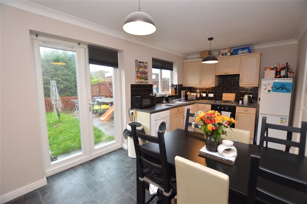 Property photo 3 of 18 Picture No. 13