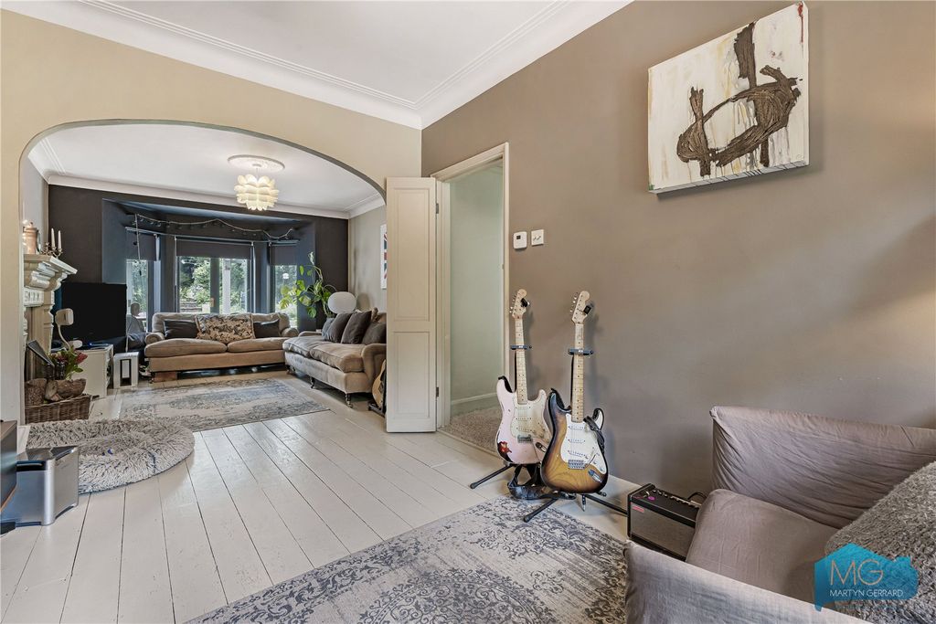 Property photo 2 of 15 Picture No. 61