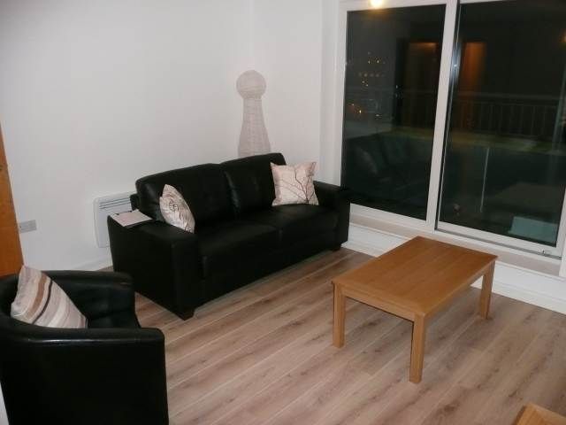 Property photo 2 of 7 Lounge