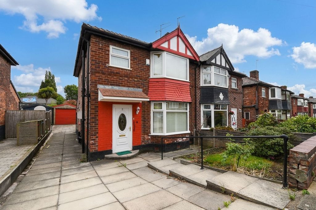 Property photo 1 of 13