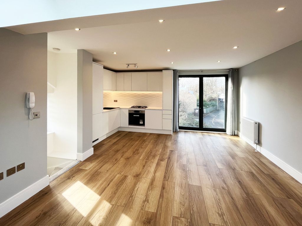 Property photo 1 of 5 Picture No. 10