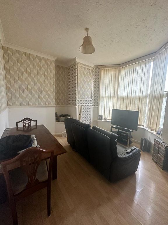 Property photo 2 of 42