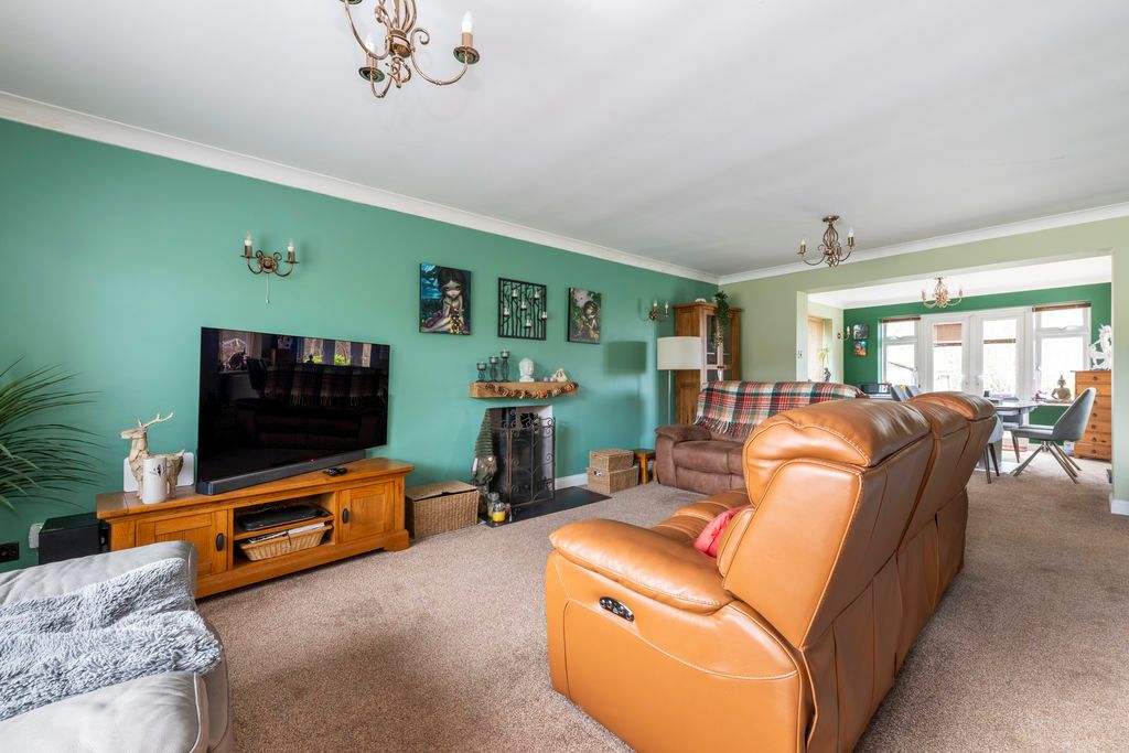 Property photo 2 of 24 Photo 13