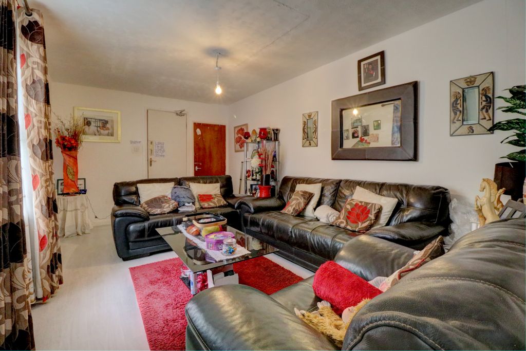 Property photo 3 of 15 Reception Room