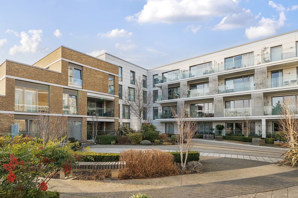 Property photo 3 of 20