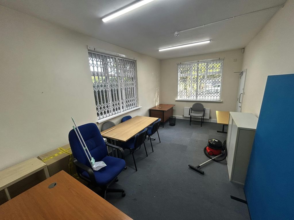 Property photo 2 of 7 Img_1703.Jpeg