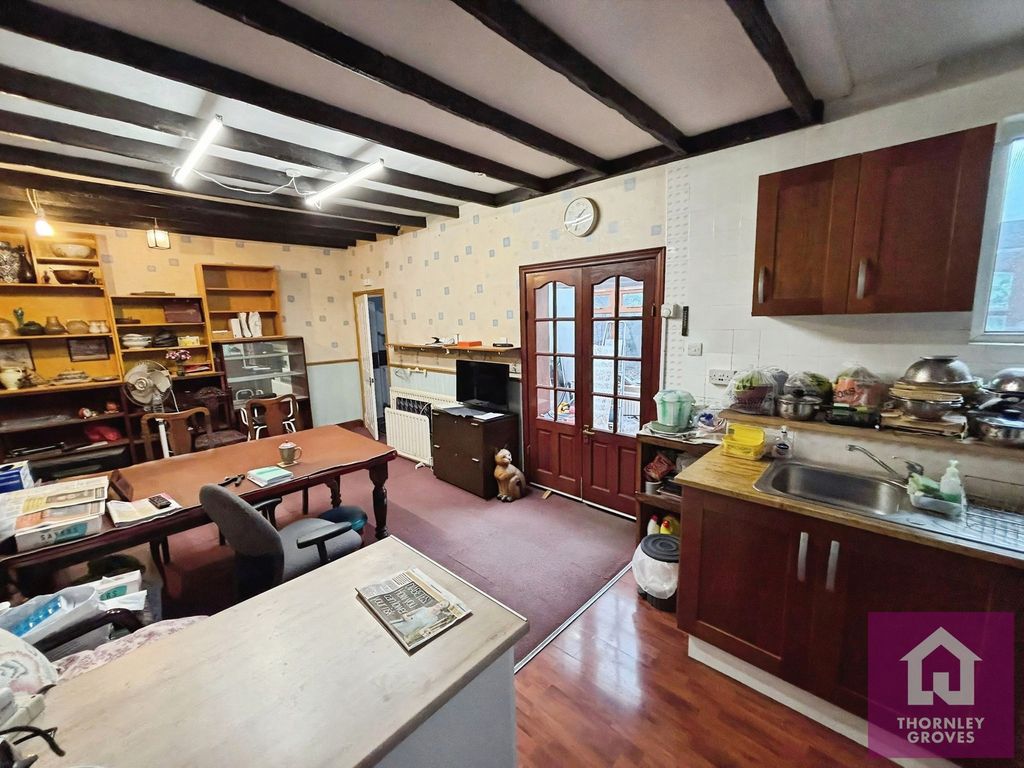 Property photo 2 of 23 Pbox-Img.Jpg