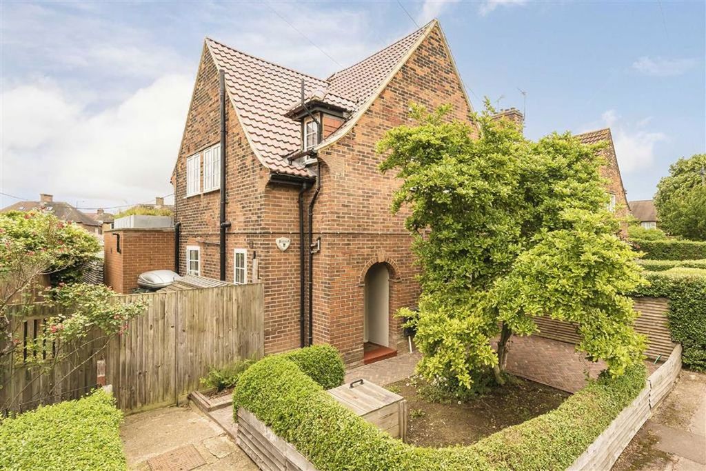 Property photo 1 of 10