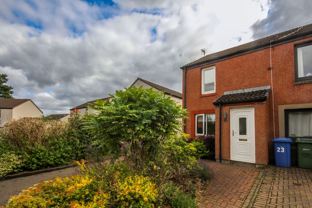 Property photo 1 of 2