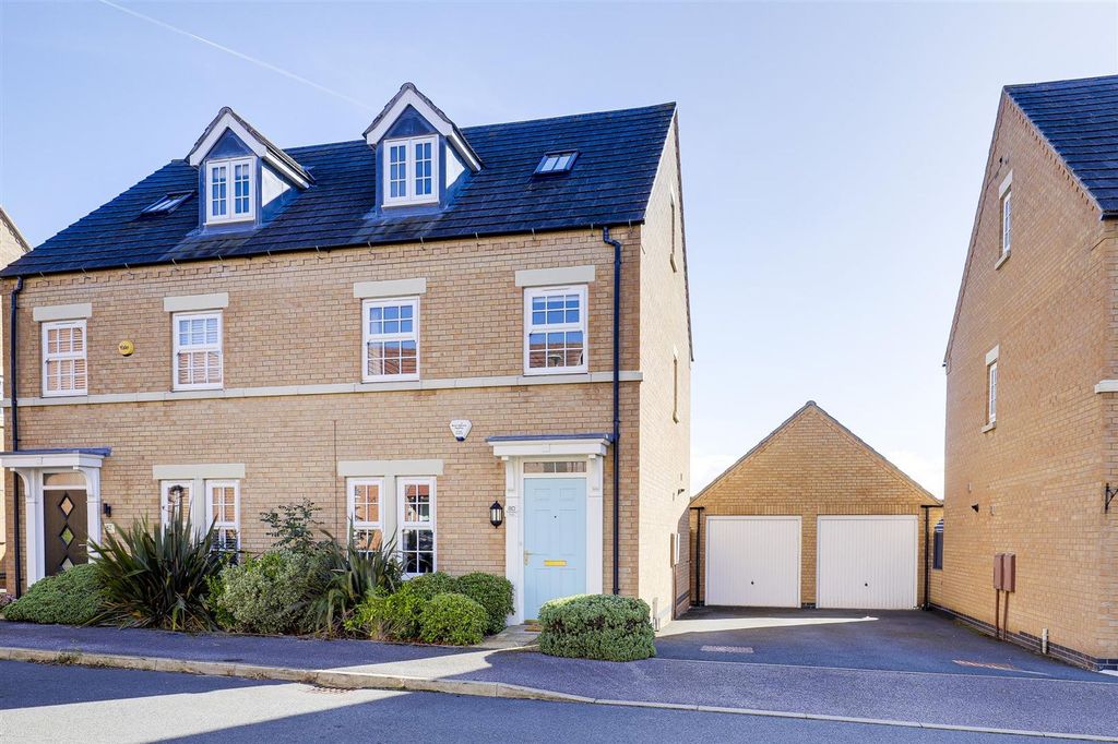 Property photo 1 of 23