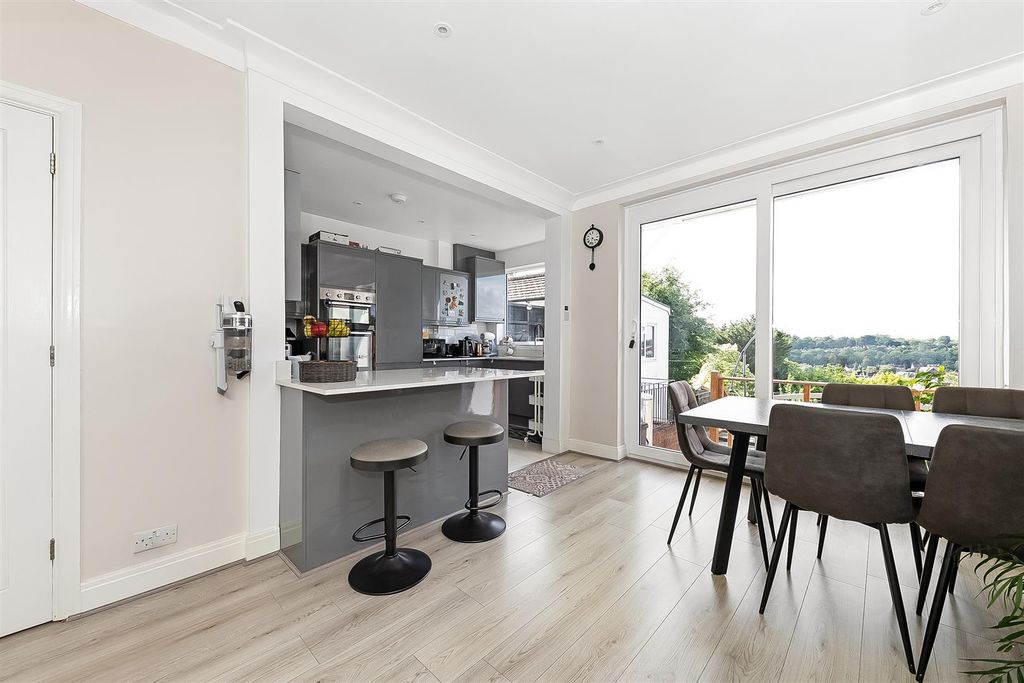 Property photo 3 of 15 Dining Room