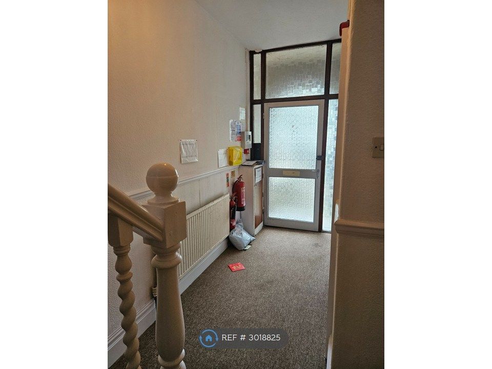 Property photo 2 of 5 Entrance