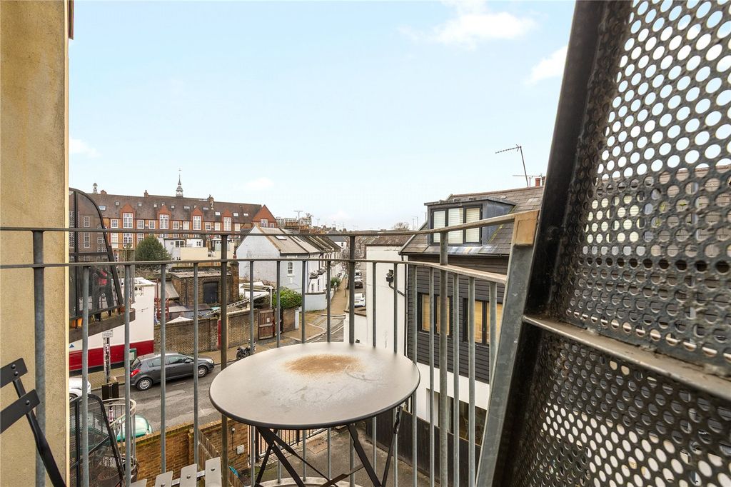 Property photo 3 of 7 Picture No. 19