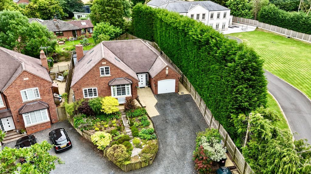 Property photo 1 of 39