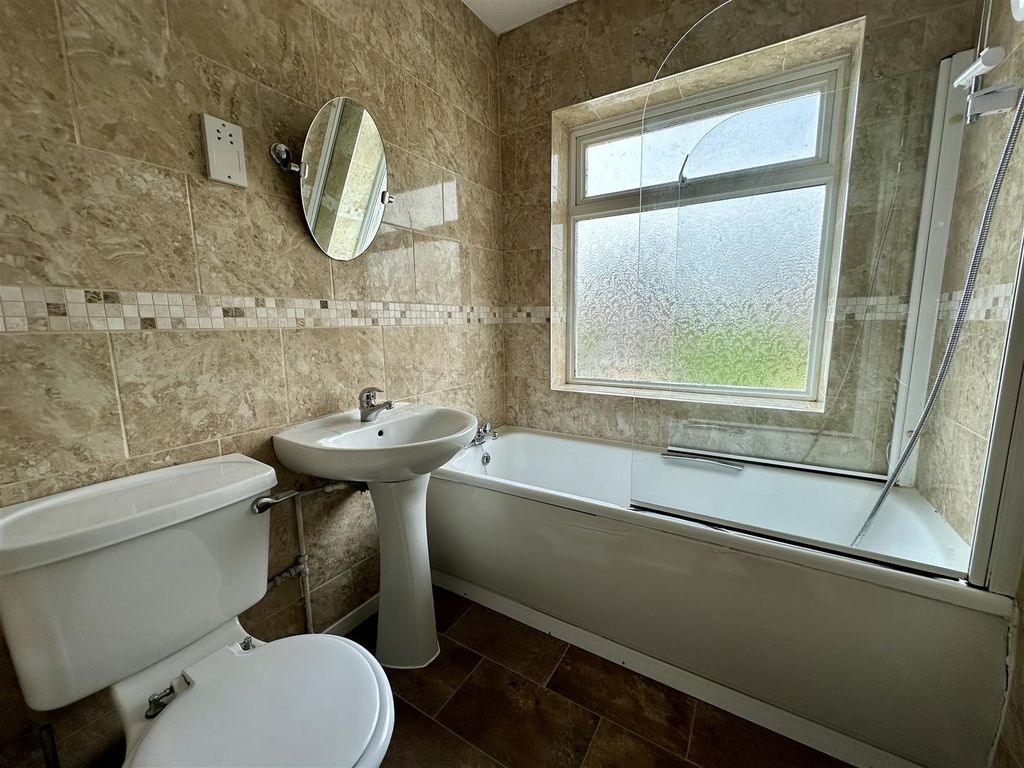 Property photo 2 of 15 Bathroom.Jpg