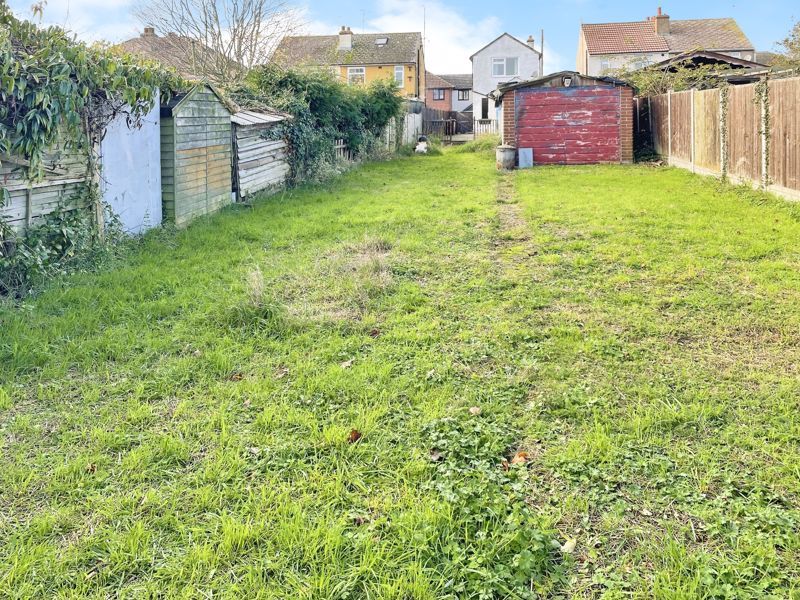 Property photo 3 of 15 Chapel Road