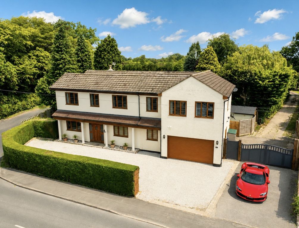 Property photo 2 of 34