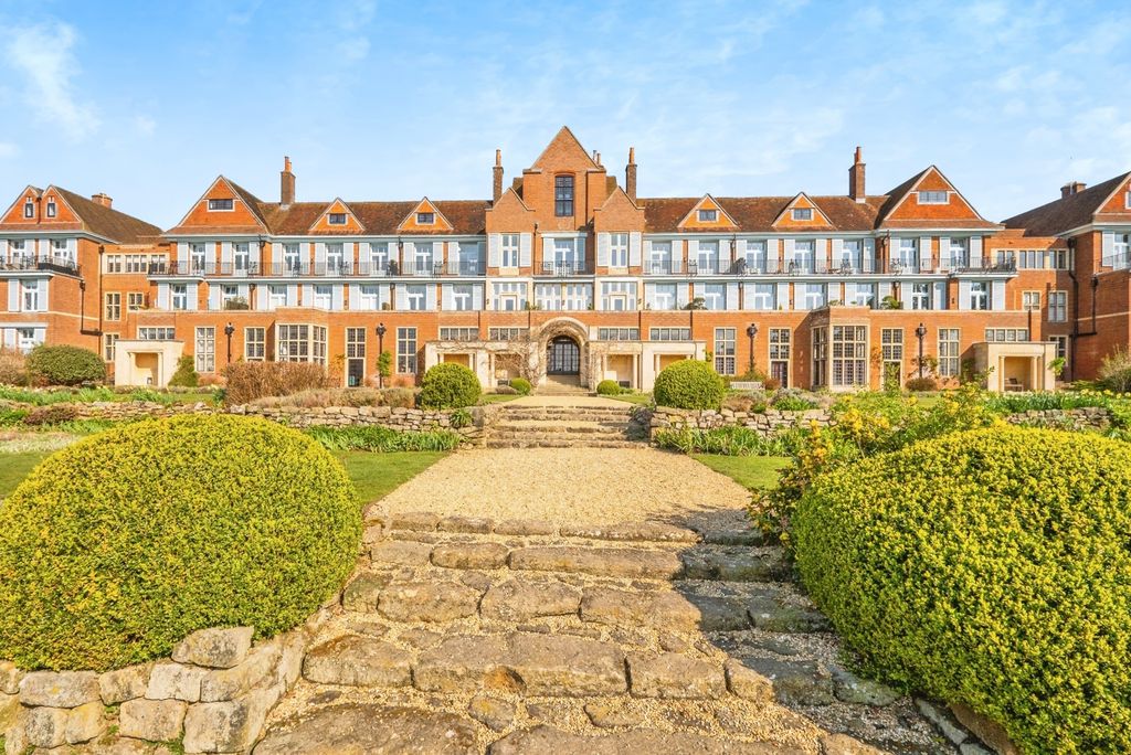 Property photo 3 of 22 Photo