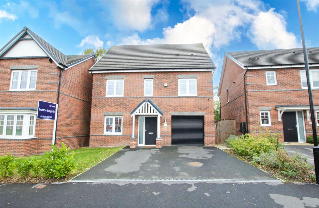 Property photo 1 of 24 Front