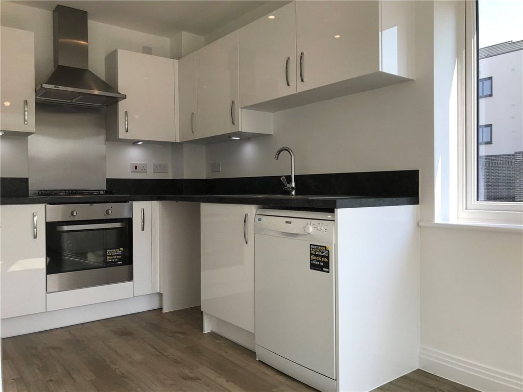 Property photo 2 of 13 Picture No. 08