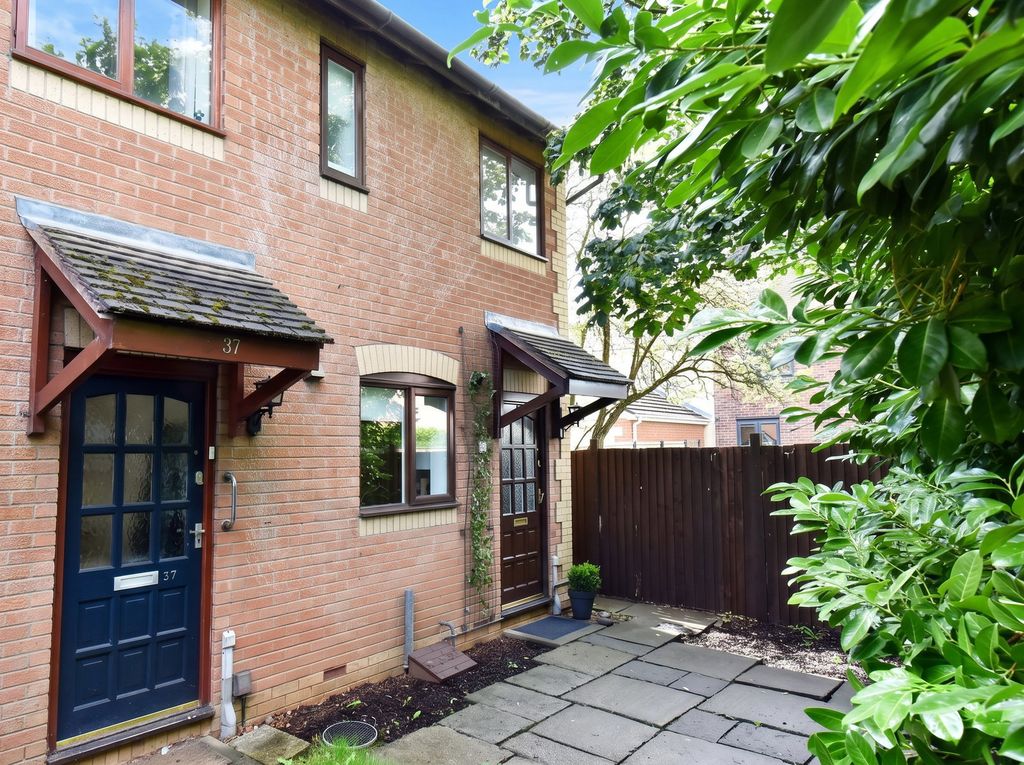 Property photo 2 of 19