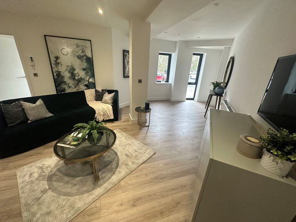 Property photo 2 of 5