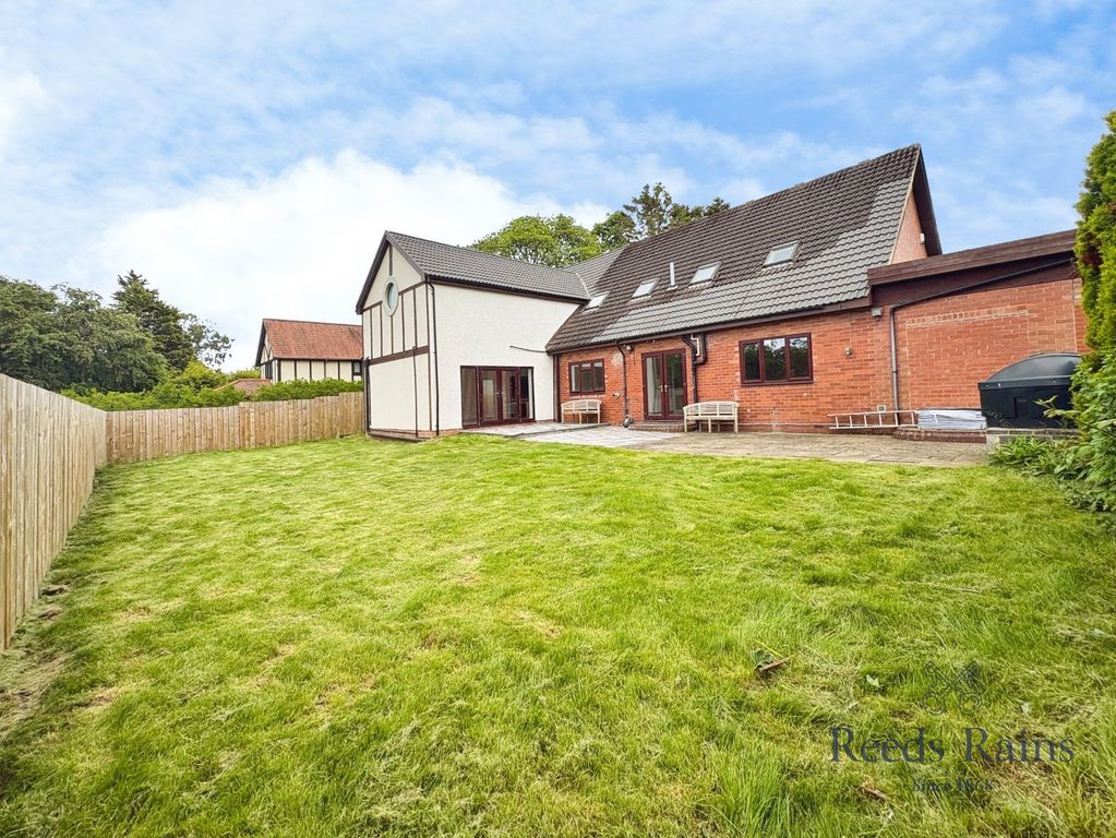 Additional image 25 of 5 bed detached house for saleThe Avenue, Medburn, Newcastle Upon Tyne, Northumberland NE20