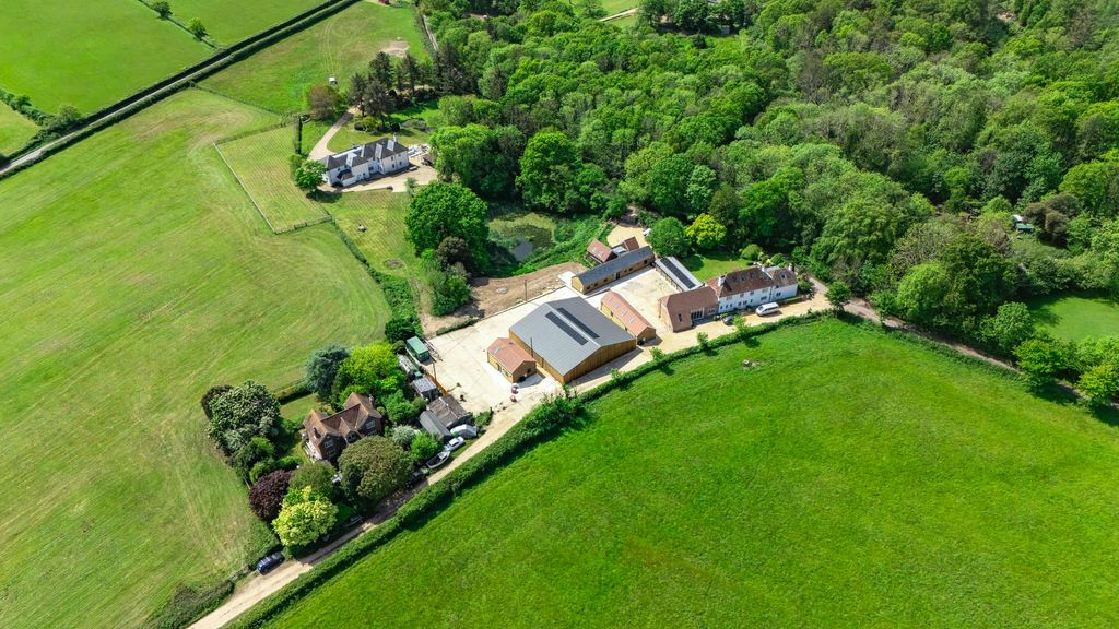 Property photo 3 of 11 8.Jpg