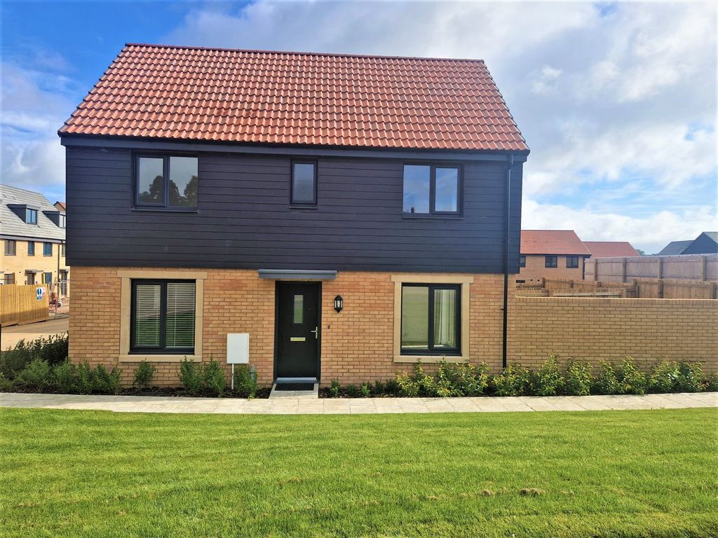 Property photo 1 of 18 Front