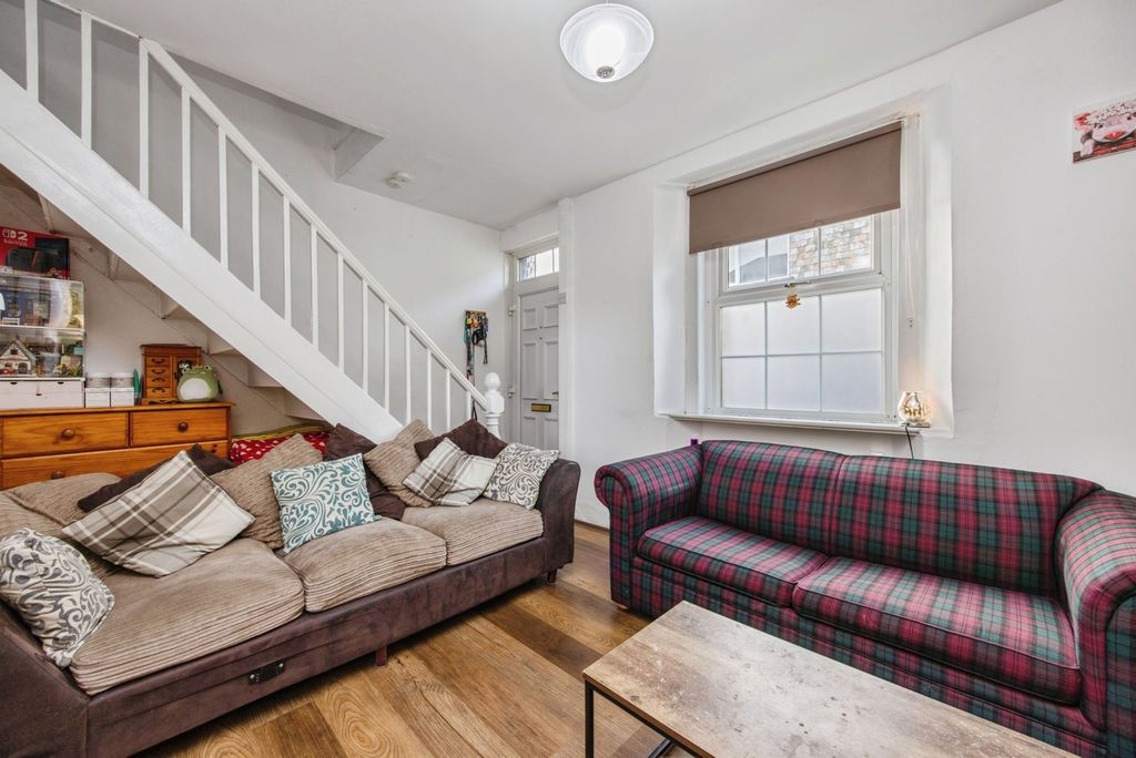 Property photo 2 of 17 Living Room