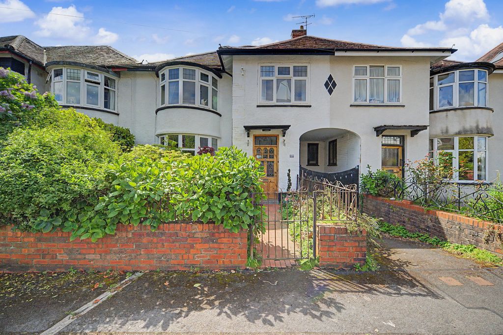 Property photo 2 of 48