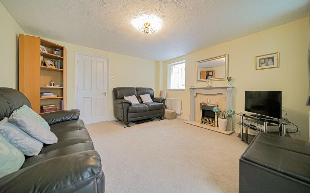 Property photo 3 of 15 P1066841.Jpg