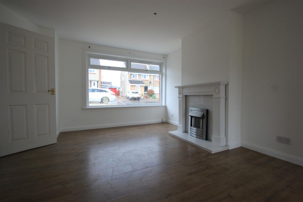 Property photo 2 of 5 047.Jpg